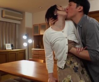 Bị hãm hiếp bởi cậu em rể