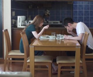 Chinh phục cô bạn cũ đã có chồng