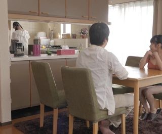 Gạ tình người yêu con em gái