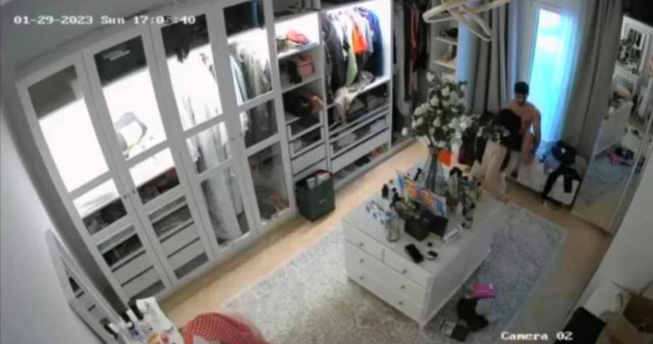 Hack Camera Vợ Nhân Lúc Chồng Vắng Nhà Dẫn Bồ Về Chịch