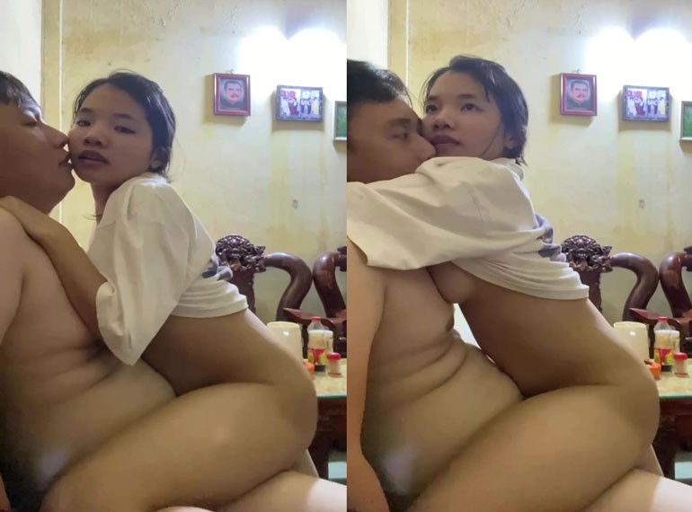 Siêu Phẩm Thầy Giáo Tới Nhà Học Sinh Phụ Đạo Rồi Đụ Nhau Ở Phòng Khách